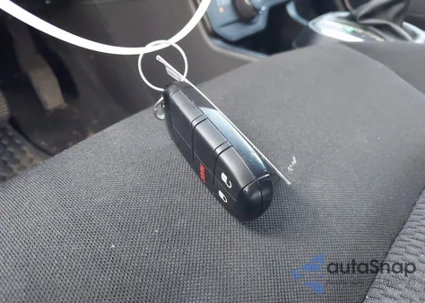 2023 Jeep Renegade Latitude 4X4 from USA, damaged, VIN ZACNJDB13PPP15484